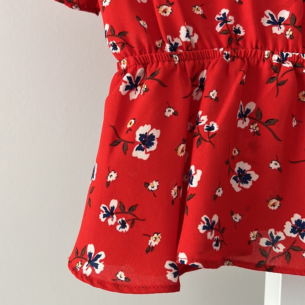 Socialite Floral Top - Picture 5 of 5